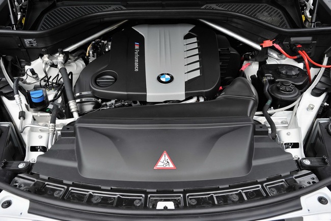 BMW X5 M50d - Xe SUV mà chỉ tốn 6,7 lít/100 km 9