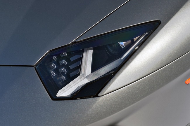 Lamborghini mang Aventador Roadster và Gallardo phiên bản “sinh nhật” đến Monterey 2013 7
