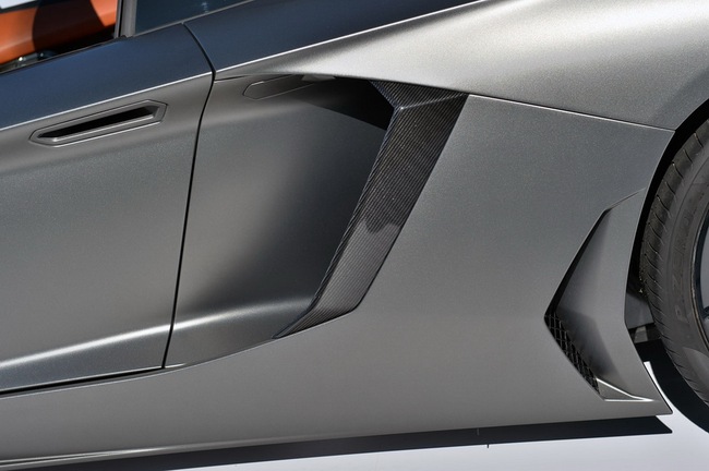 Lamborghini mang Aventador Roadster và Gallardo phiên bản “sinh nhật” đến Monterey 2013 10
