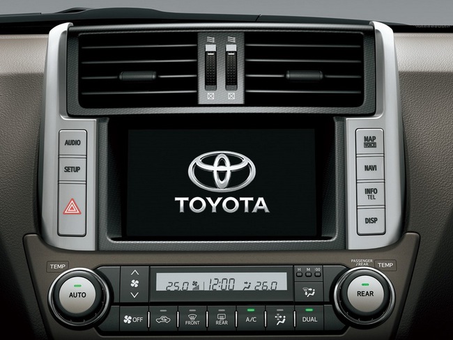 Toyota Land Cruiser Prado 2014 xuất đầu lộ diện 15