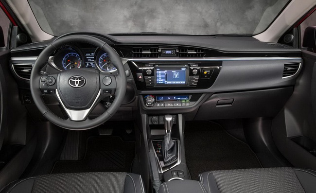 Toyota Corolla 2014 có giá từ 17.610 USD 11