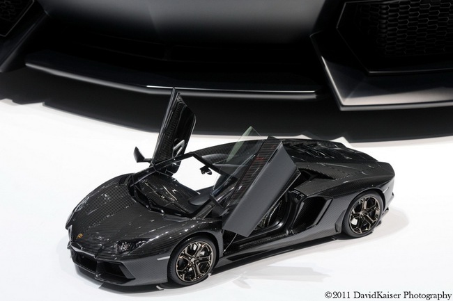 Lamborghini Aventador "tí hon" có giá 7,5 triệu USD 5