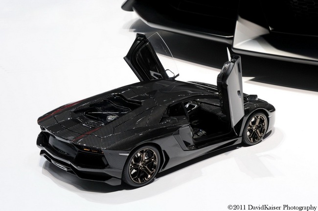 Lamborghini Aventador "tí hon" có giá 7,5 triệu USD 6