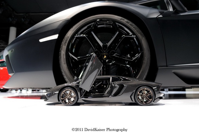 Lamborghini Aventador "tí hon" có giá 7,5 triệu USD 7
