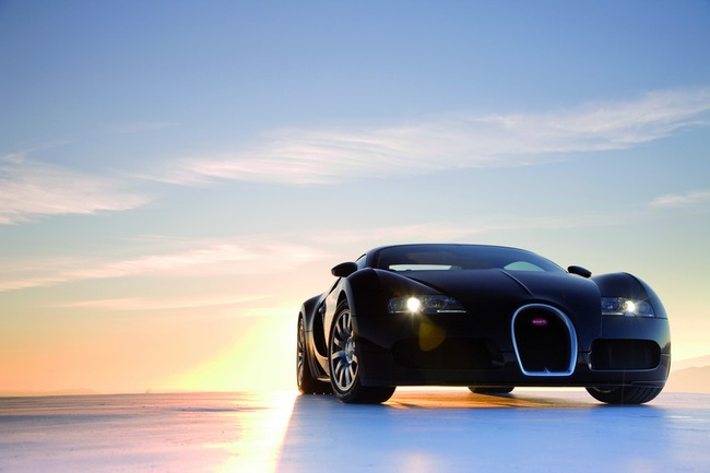Bugatti Veyron là “chiếc xe vĩ đại nhất trong 20 năm qua” 1