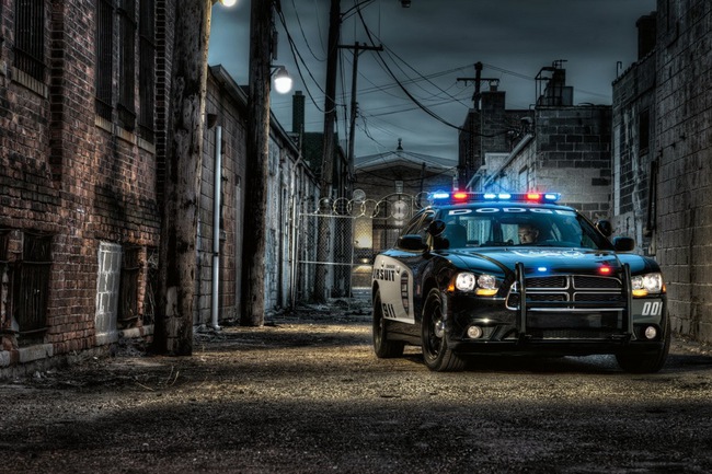Dodge Charger Pursuit AWD: Hàng khủng mới của Cảnh sát Mỹ 2