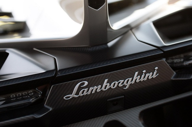 Lamborghini Veneno: Những cảm xúc đặc biệt 11