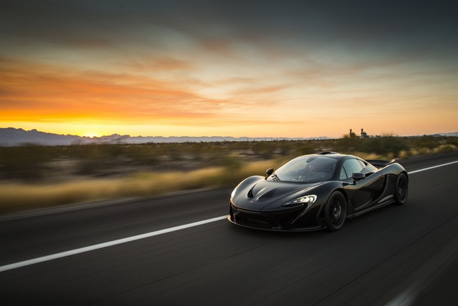 McLaren lại khoe khả năng vận hành của P1 3