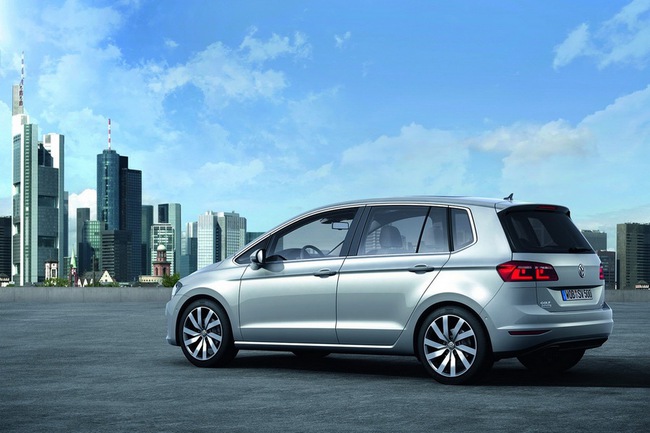 Volkswagen Golf Sportsvan - Minivan siêu tiết kiệm nhiên liệu 1