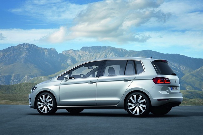 Volkswagen Golf Sportsvan - Minivan siêu tiết kiệm nhiên liệu 3
