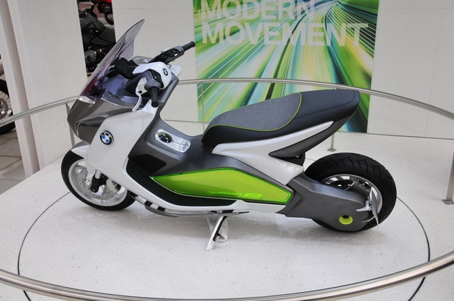 BMW sẽ bắt đầu bán xe scooter C Evolution vào năm tới 4