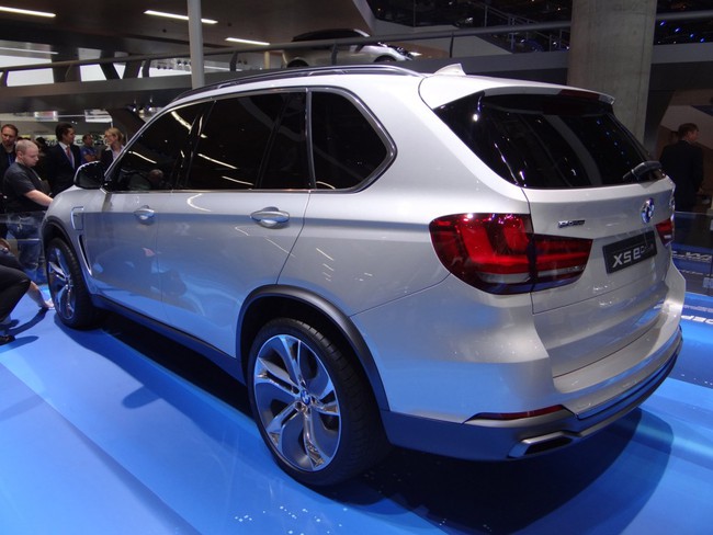 BMW X5 eDrive đang được cân nhắc sản xuất 7