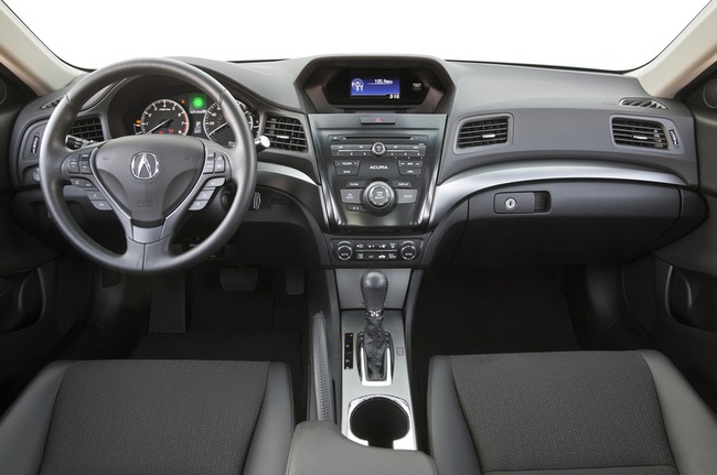 Acura ILX Hybrid 2014 có giá từ 29.795 USD 3