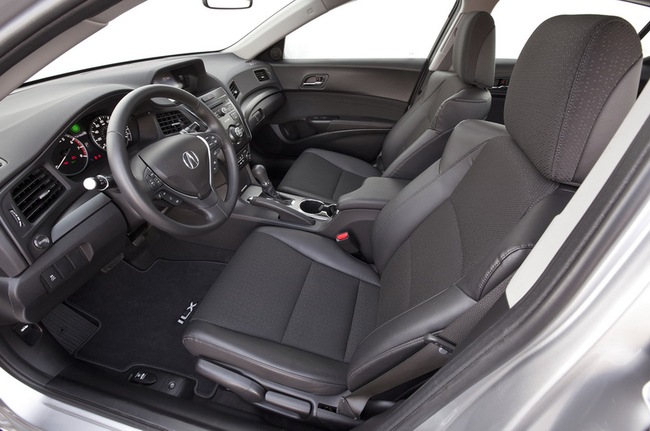 Acura ILX Hybrid 2014 có giá từ 29.795 USD 4
