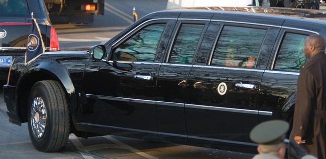 Lộ chi tiết “siêu limousine” của Tổng thống Obama 5