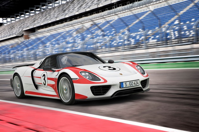 Cách biến Porsche 918 Spyder thành siêu xe triệu đô 2