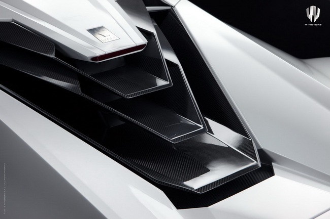 Mua siêu xe Lykan HyperSport được tặng đồng hồ 4 tỉ 18