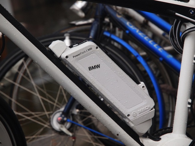 Cruise e-Bike: Xe đạp điện cao cấp của BMW 7