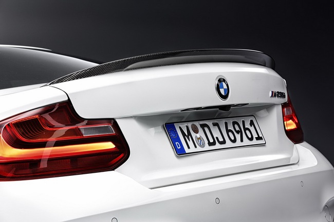 BMW 2-Series Coupe đẹp và mạnh hơn với gói nâng cấp mới 13