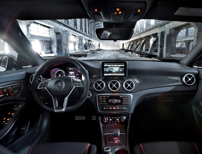 Mercedes-Benz CLA45 AMG và Porsche Cayman là “Xe tốt nhất để mua năm 2014” 5