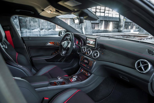 Mercedes-Benz CLA45 AMG và Porsche Cayman là “Xe tốt nhất để mua năm 2014” 6