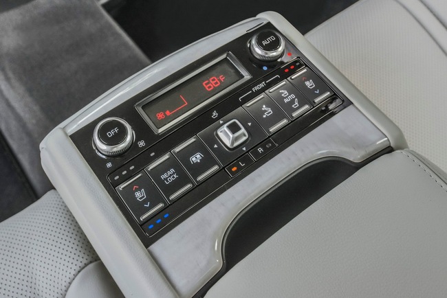 Kia K900 2015 ra mắt người Mỹ tại Los Angeles Auto Show 2013 17