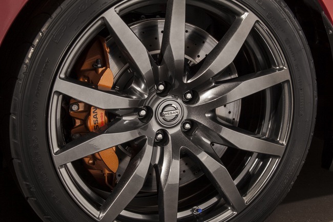 Nissan GT-R 2015: Thay đổi từ trong ra ngoài 14