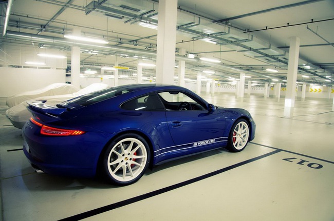 Porsche 911 phiên bản Facebook trình làng tại Silverstone 4