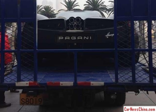 Siêu xe Pagani Huayra đầu tiên tại Trung Quốc 3