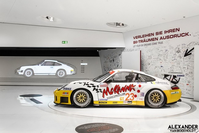 Ghé thăm bảo tàng Porsche qua ảnh 29