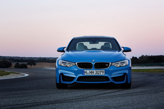 BMW M3 Sedan và M4 Coupe có tính năng kiểm soát "đốt lốp" 5