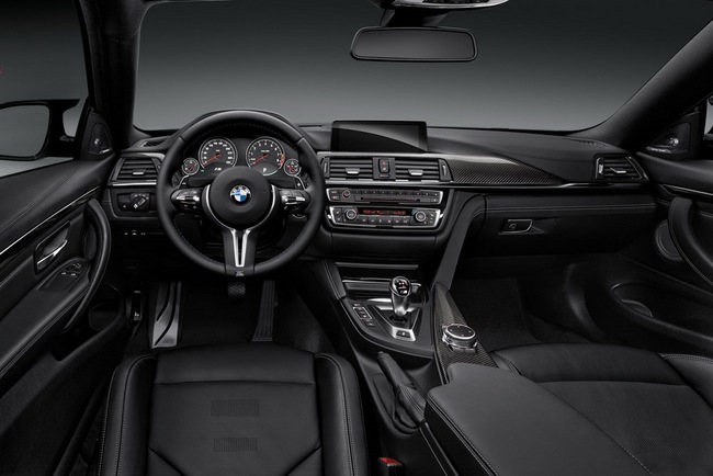 BMW M3 Sedan và M4 Coupe có tính năng kiểm soát "đốt lốp" 28