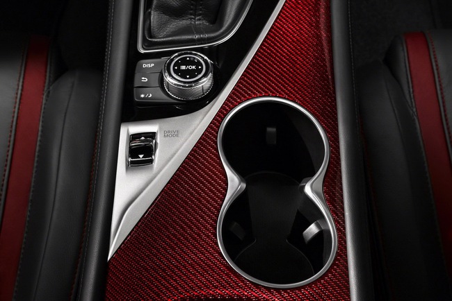 Infiniti Q50 Eau Rouge: Cảm hứng từ xe đua Công thức 1 25