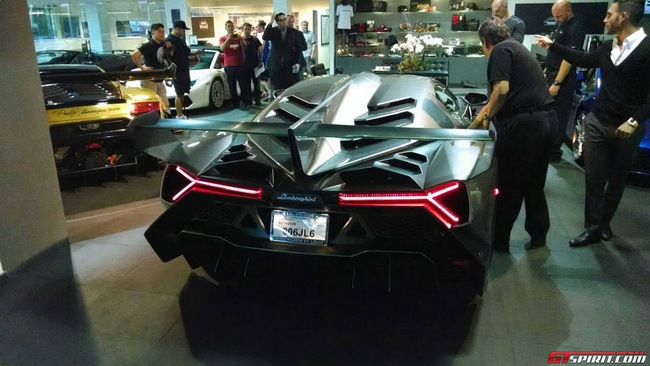 Thêm hình ảnh và thông tin siêu xe Lamborghini Veneno đầu tiên được bàn giao 15