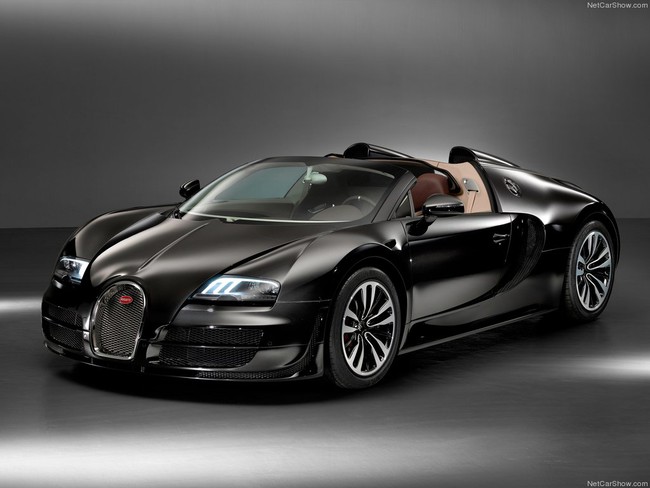 Chín chiếc Veyron huyền thoại đã mang về 27 triệu USD cho Bugatti 3