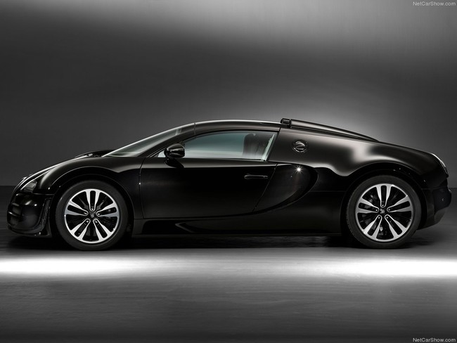 Chín chiếc Veyron huyền thoại đã mang về 27 triệu USD cho Bugatti 4