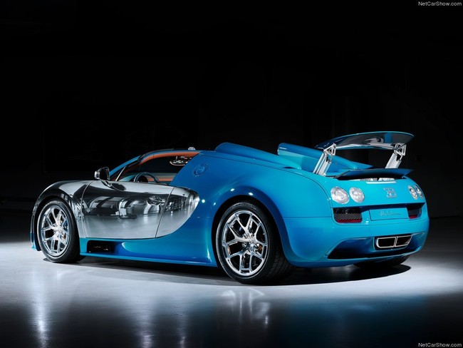 Chín chiếc Veyron huyền thoại đã mang về 27 triệu USD cho Bugatti 18
