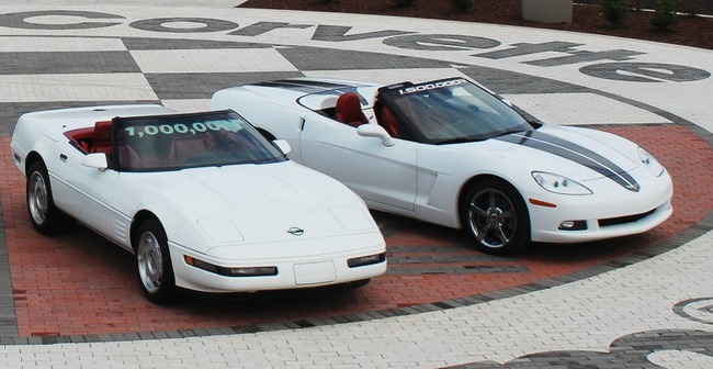 Hố tử thần nuốt trọn tám chiếc Corvette trong bảo tàng 5