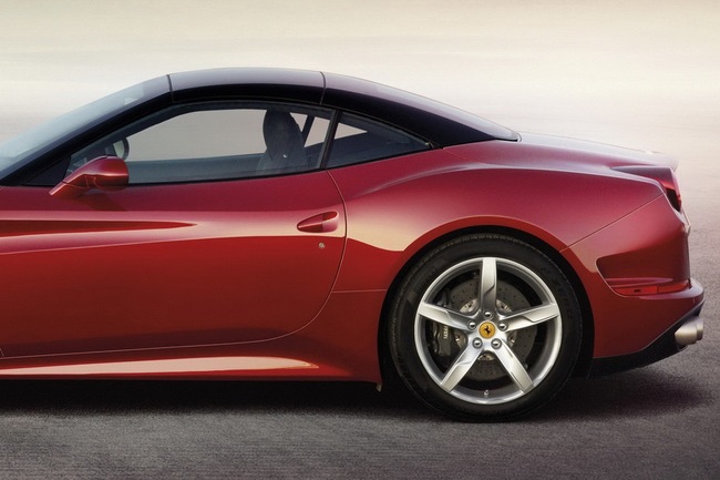 Ferrari California T: Mạnh hơn, nhanh hơn và đẹp hơn 12