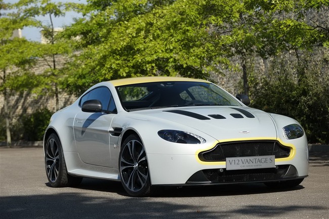 Thỏa sức tùy biến xe Aston Martin với gói “Q by Aston Martin” 9