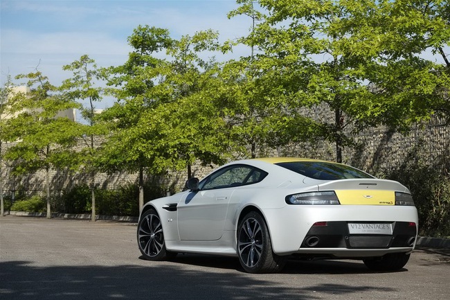 Thỏa sức tùy biến xe Aston Martin với gói “Q by Aston Martin” 10