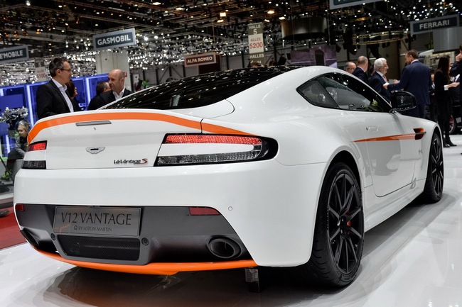 Ghé thăm gian hàng của Aston Martin tại Geneva 2014 12