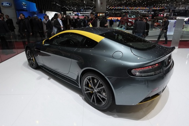 Ghé thăm gian hàng của Aston Martin tại Geneva 2014 22