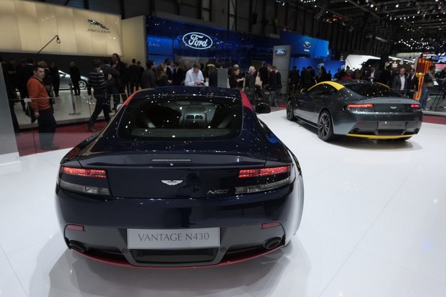 Ghé thăm gian hàng của Aston Martin tại Geneva 2014 28