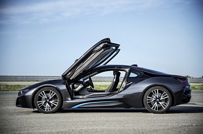 BMW i8 sẽ đi vào sản xuất từ tháng 4 1