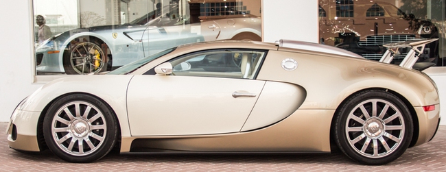 Bán siêu xe Bugatti Veyron màu vàng siêu hiếm 5