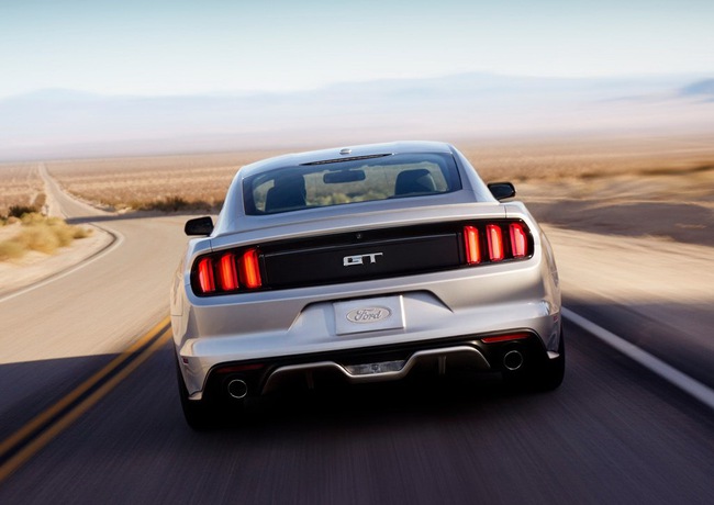 Ford Mustang 2015 tăng áp sở hữu công suất 700 mã lực