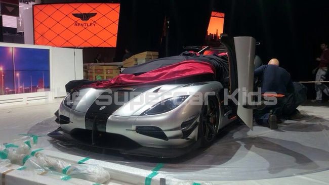 Ảnh sống Koenigsegg One:1 tại Geneva 6