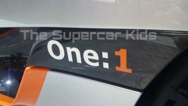 Ảnh sống Koenigsegg One:1 tại Geneva 13