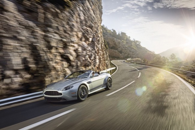 Aston Martin sẽ mang hai phiên bản đặc biệt đến New York 9